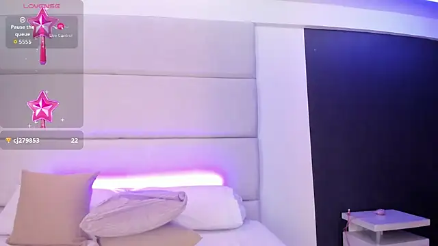 MarianaGarciaa__ webcam