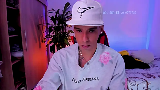 Damianwhite webcam
