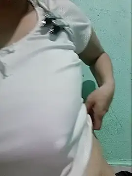 Shine_Mai webcam