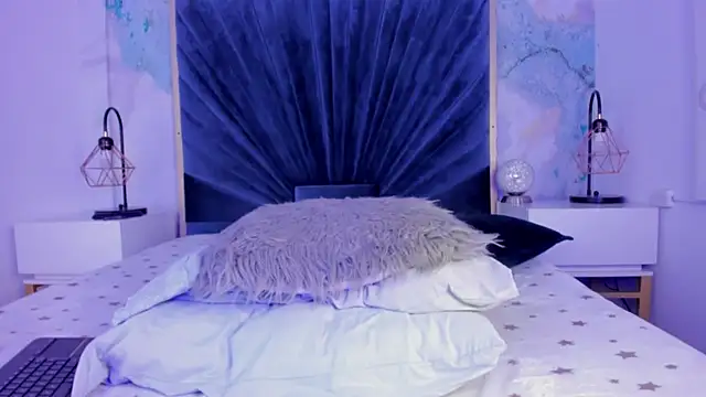 Derieri_Blush webcam