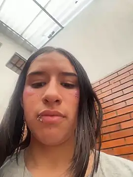 LilyRossi_ webcam
