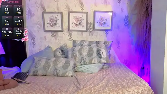 Natashablade__ webcam