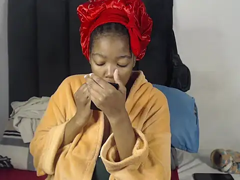 BustyNay webcam