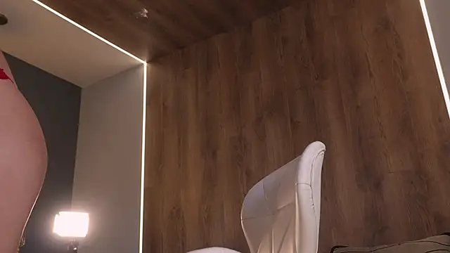 NaomiSainz