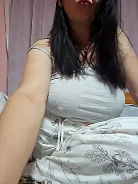 KristenVega webcam