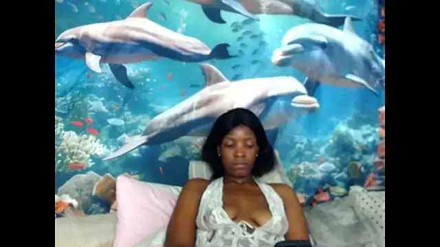AfricanBarbiee69 webcam