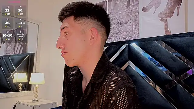 Un_Sluttyy webcam