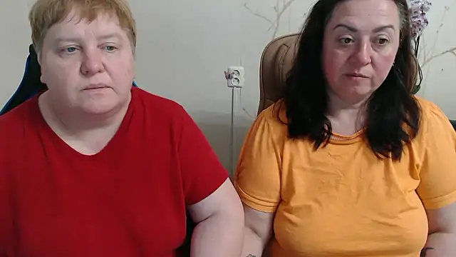 Lindy-Jeanie webcam