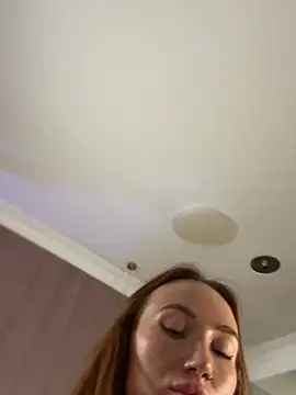 SerenaWest_ webcam