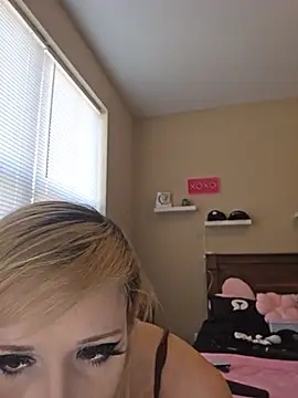 AmethystFoxx webcam