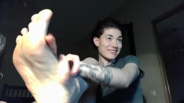 Ginger_Curly webcam