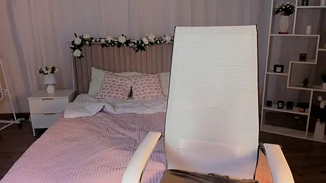 CelestineMauriac webcam