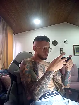 sebastian_horny webcam