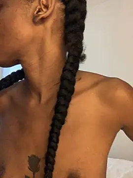 Jasmine_FullsShine webcam