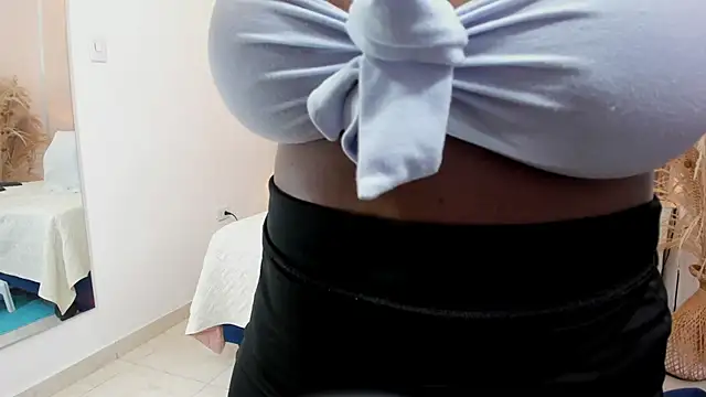 gabytyara2 webcam