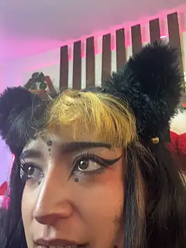 MeowMota_ webcam