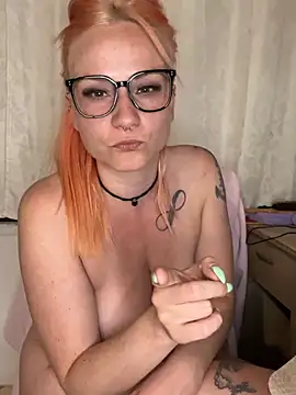 Fiebie_licious_ webcam