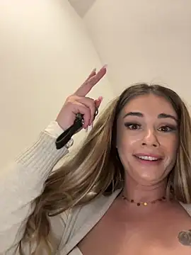 IsabellaEtthan's live cam