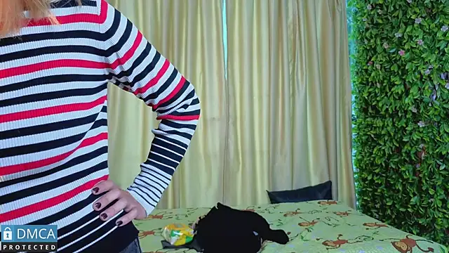 nena_cupcake_ webcam