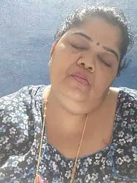 tamilthanushri webcam
