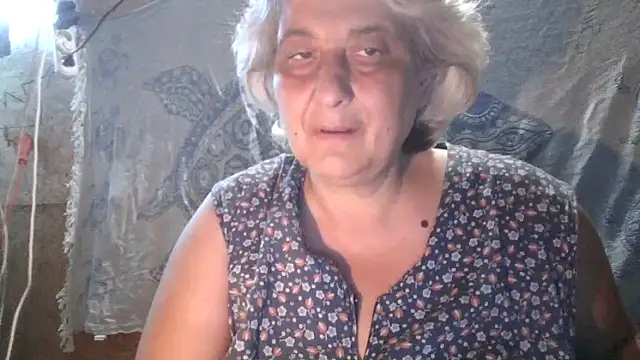 ExquisiteMature webcam