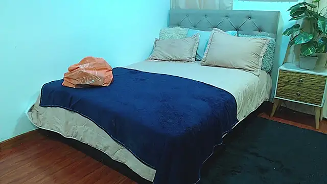 sasi_luna webcam