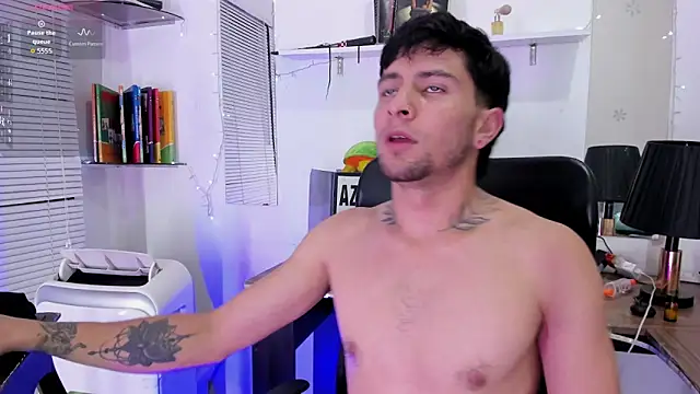 StefanoBigCock webcam