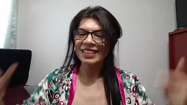 abrilsex23 webcam