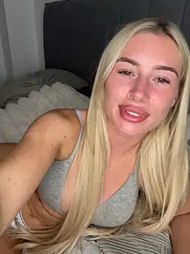 SexySaraxxoo webcam