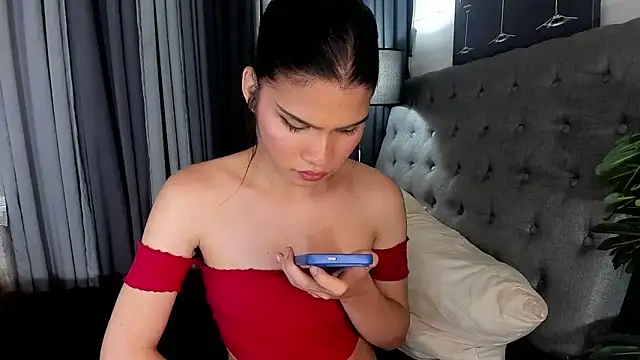 delightfulasianhugecock webcam