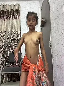 Alisha_Queen55