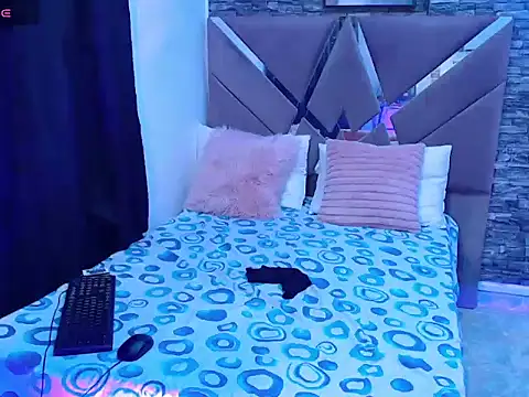 black_tsx webcam