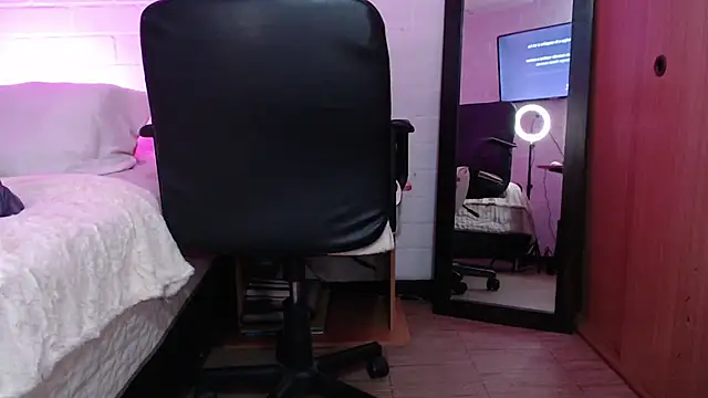Amy66 webcam