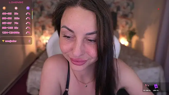 KristiiMax webcam