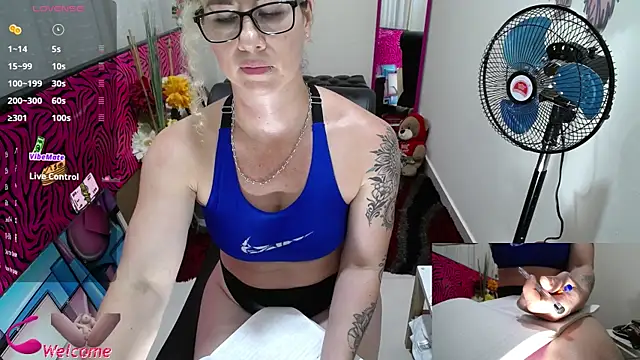 ViickySexy webcam