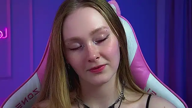 AgataFoxley webcam