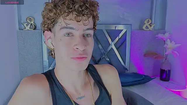 nova_salvatore webcam