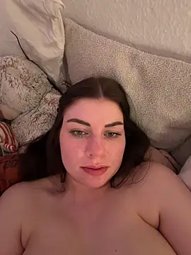 EllyNora webcam
