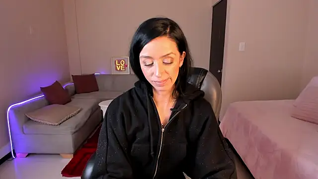 Kristen_Garner webcam