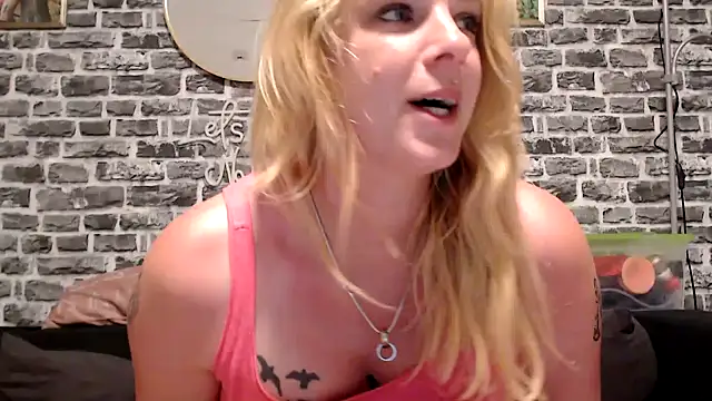 SexyMilf_1987 webcam