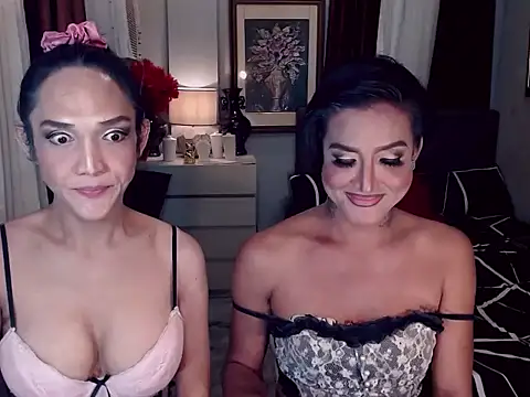 ScarlethXAviona webcam
