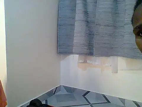 Bubble_ghurlm webcam