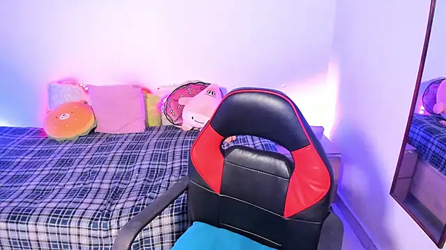 LillyCandy webcam