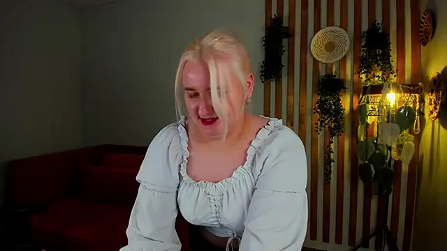 LioraArdyn webcam