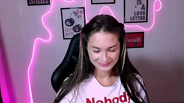 AlisaFrost webcam