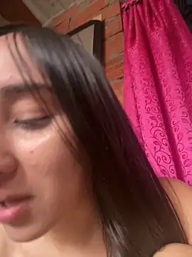 RAKEL37 balcony webcam girl