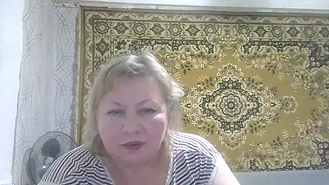 LediMelissa mature cam girl