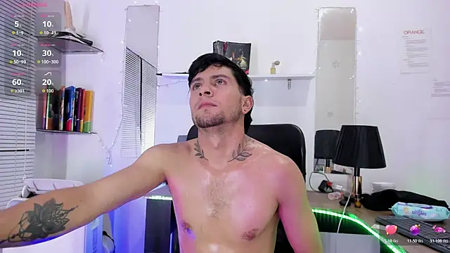StefanoBigCock webcam