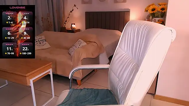 Tilly_Eliot webcam