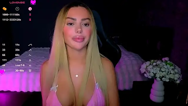 Ayla__Demir webcam